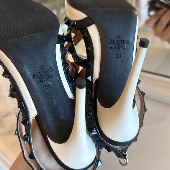 Black studded Valentino heels - Picture 6 of 6